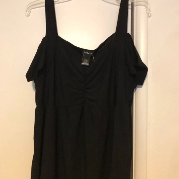 torrid Tops - (SOLD) Torrid Size 1 Babydoll Cold Shoulder
